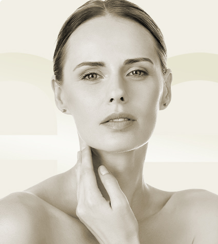 Junge Frau symbolisiert Hylase-Behandlung