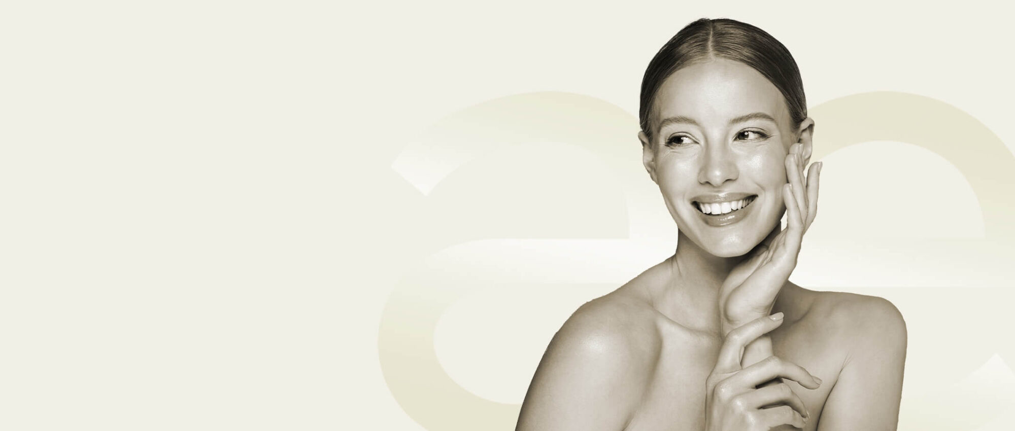 Weibliches Gesicht – Hyaluron-Behandlung in Tübingen